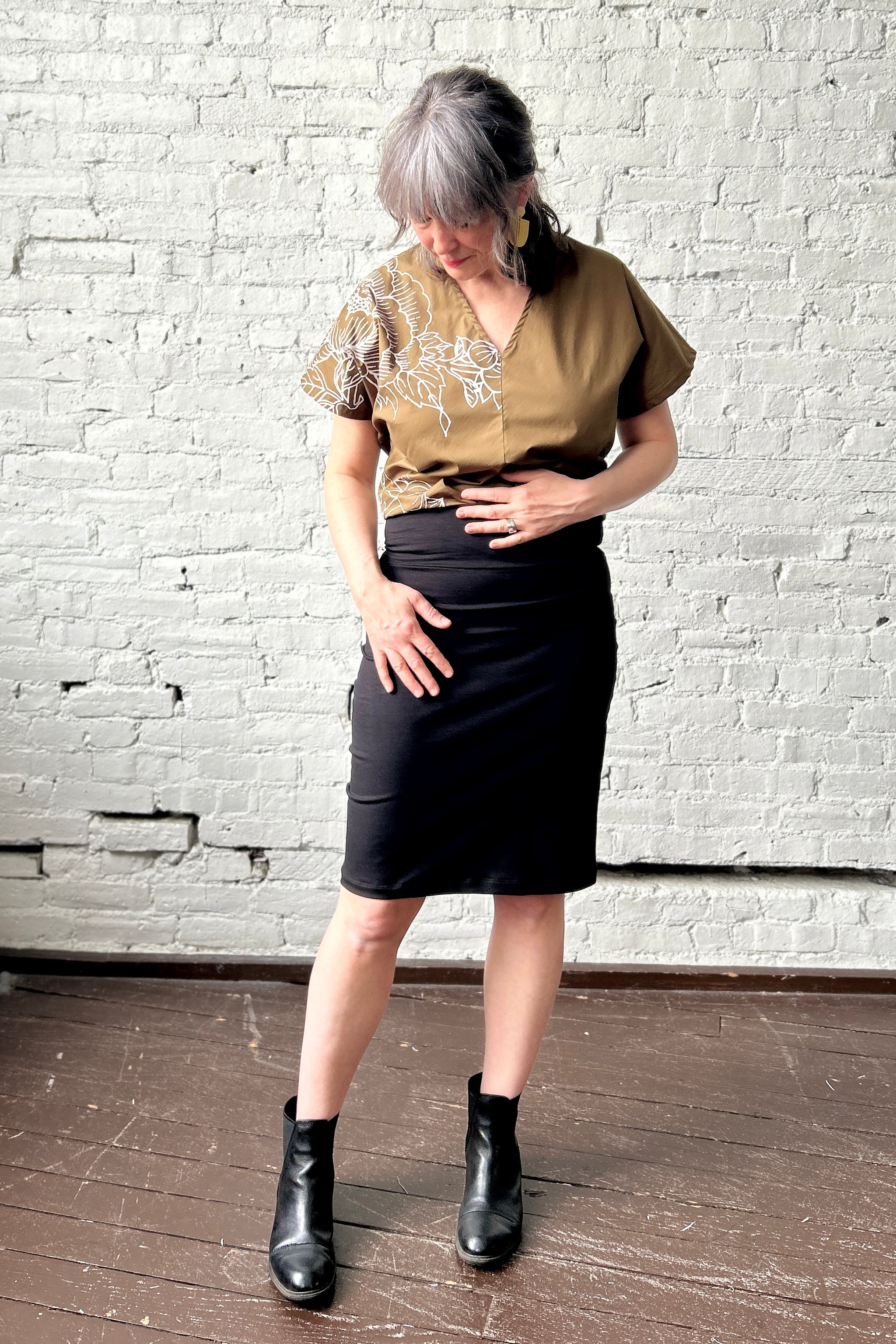 The Petite - Black Unprinted
