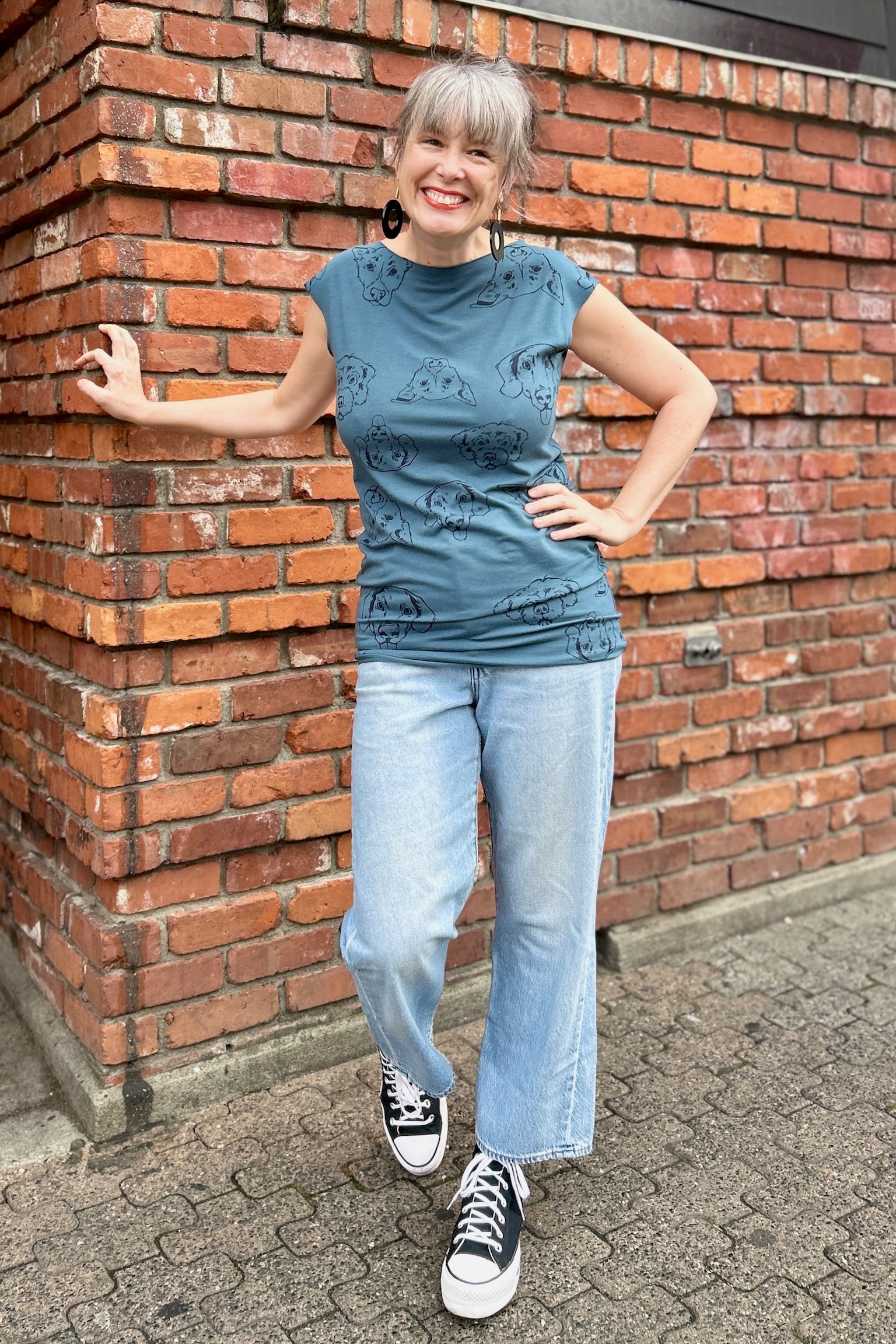 Simple Tee Stargazer