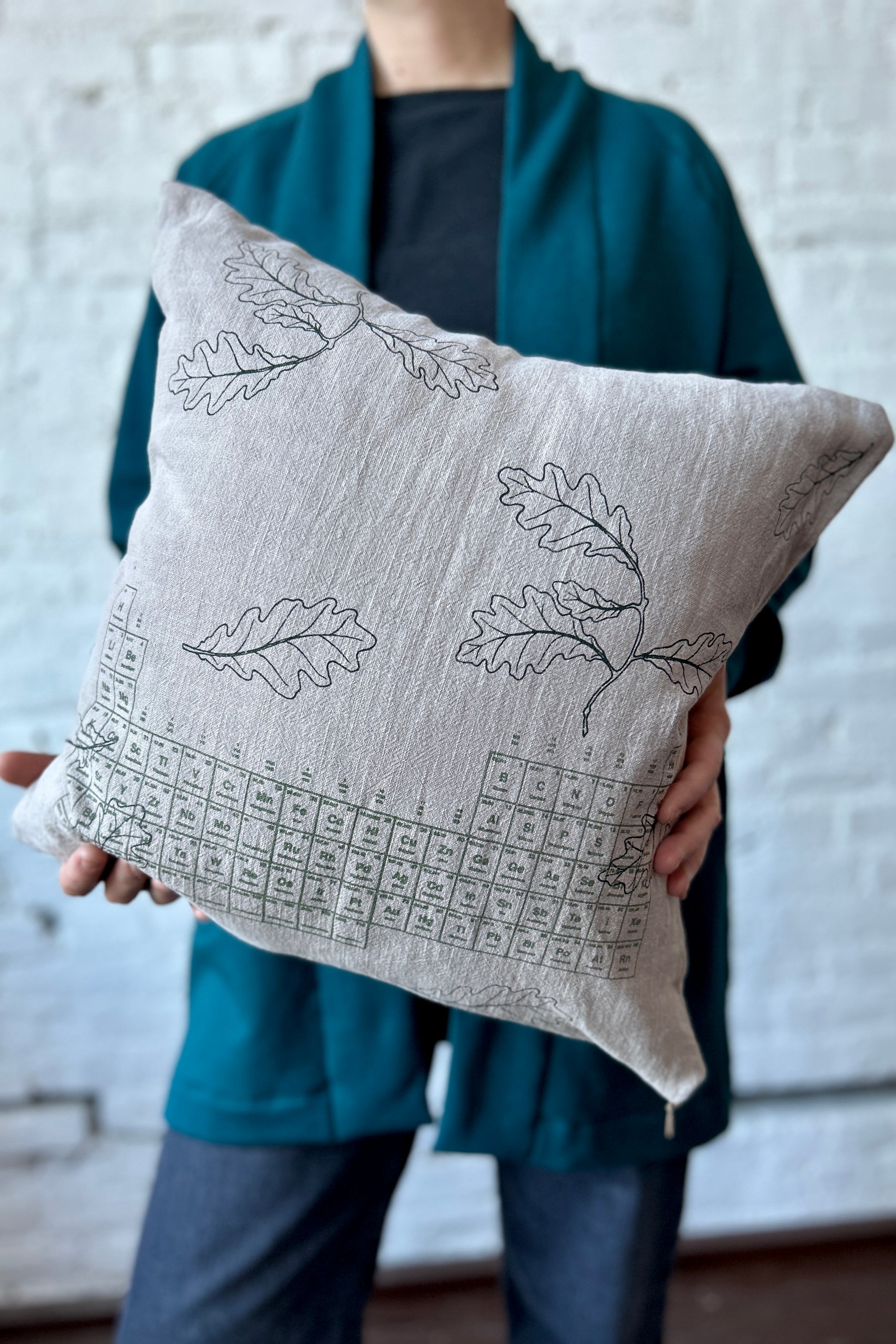 Toss Cushion Cover 18"x18"