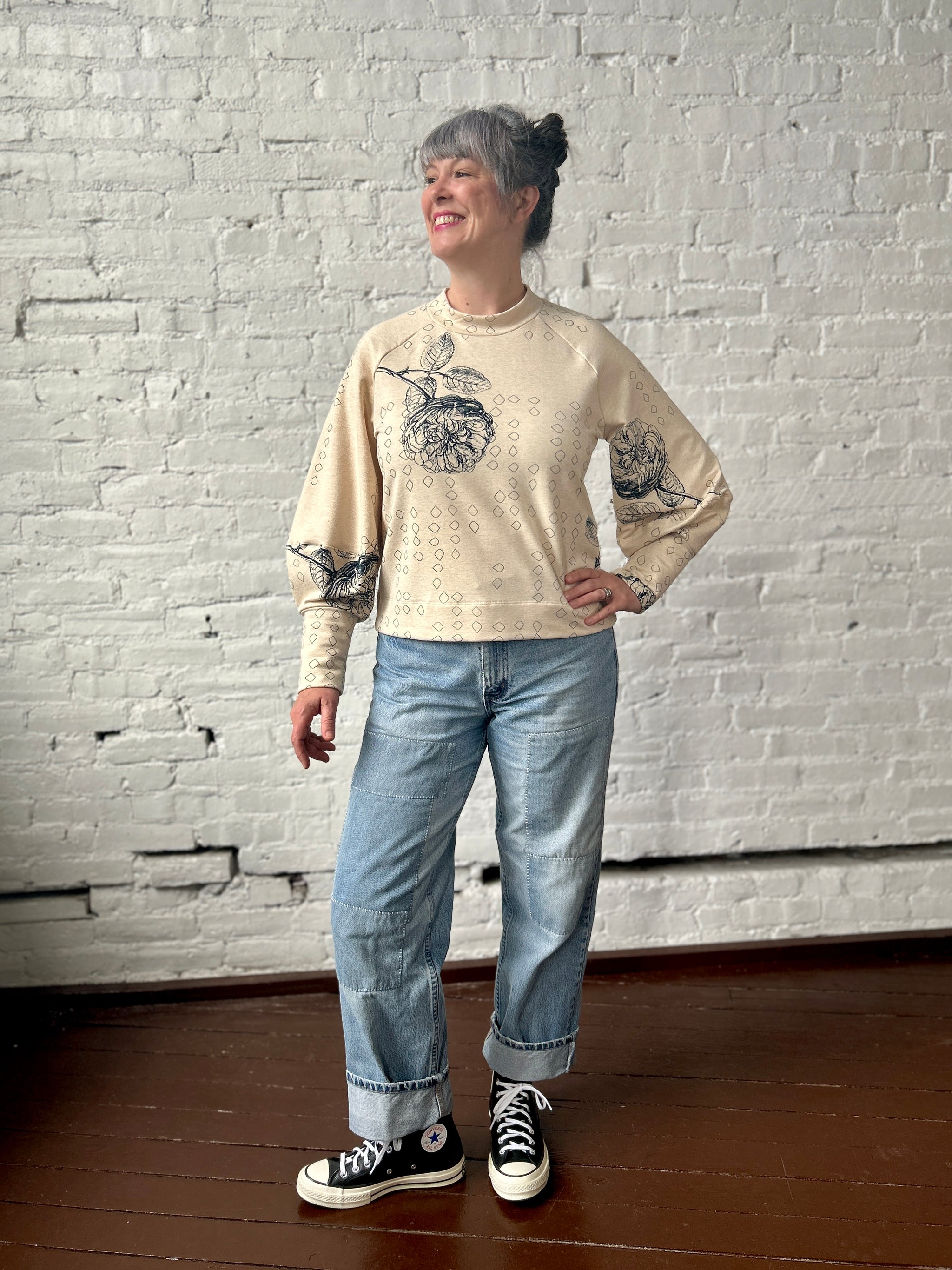 Final Sale Fundra Sweatshirt - Almond