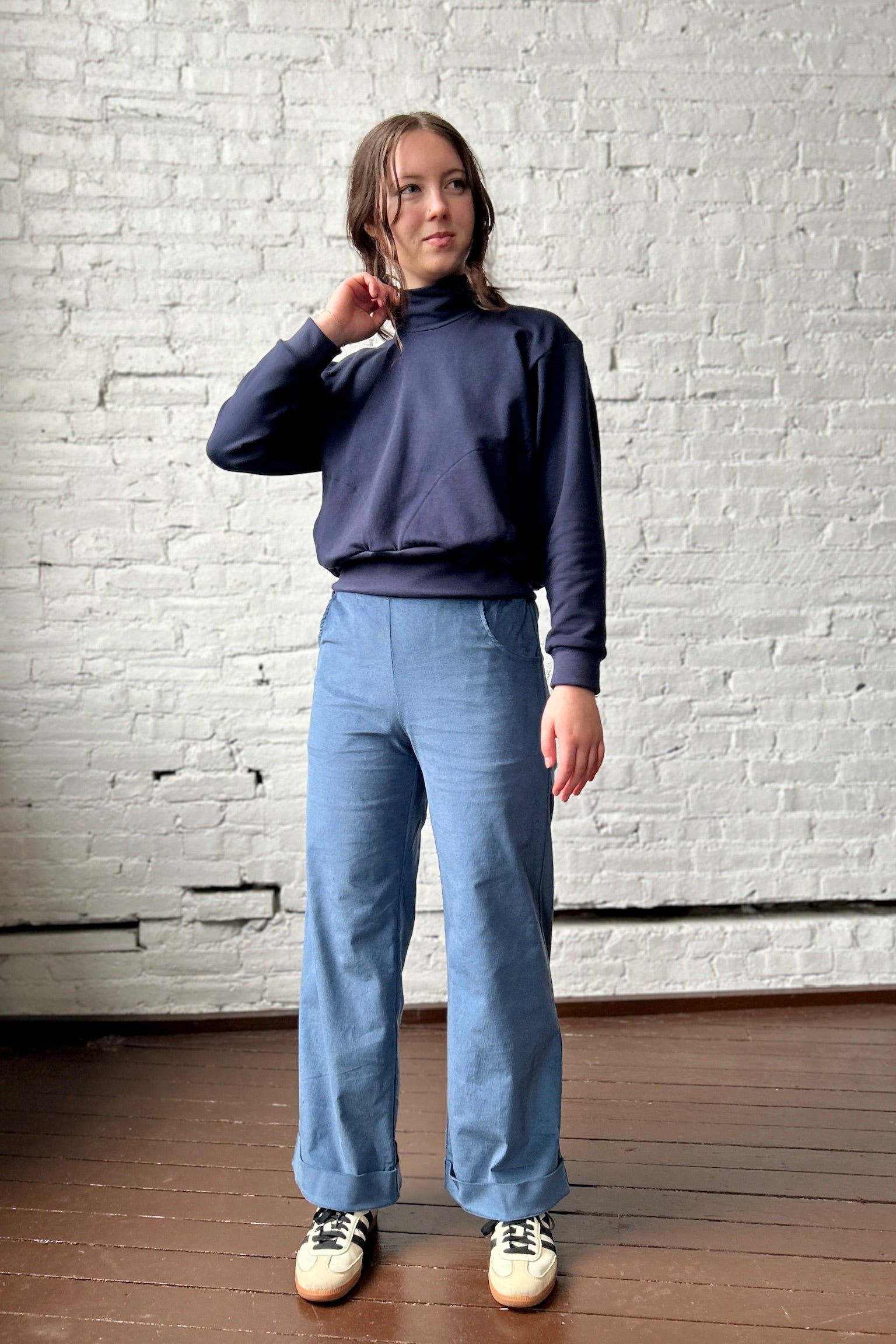 Olivia Sweatshirt - Navy