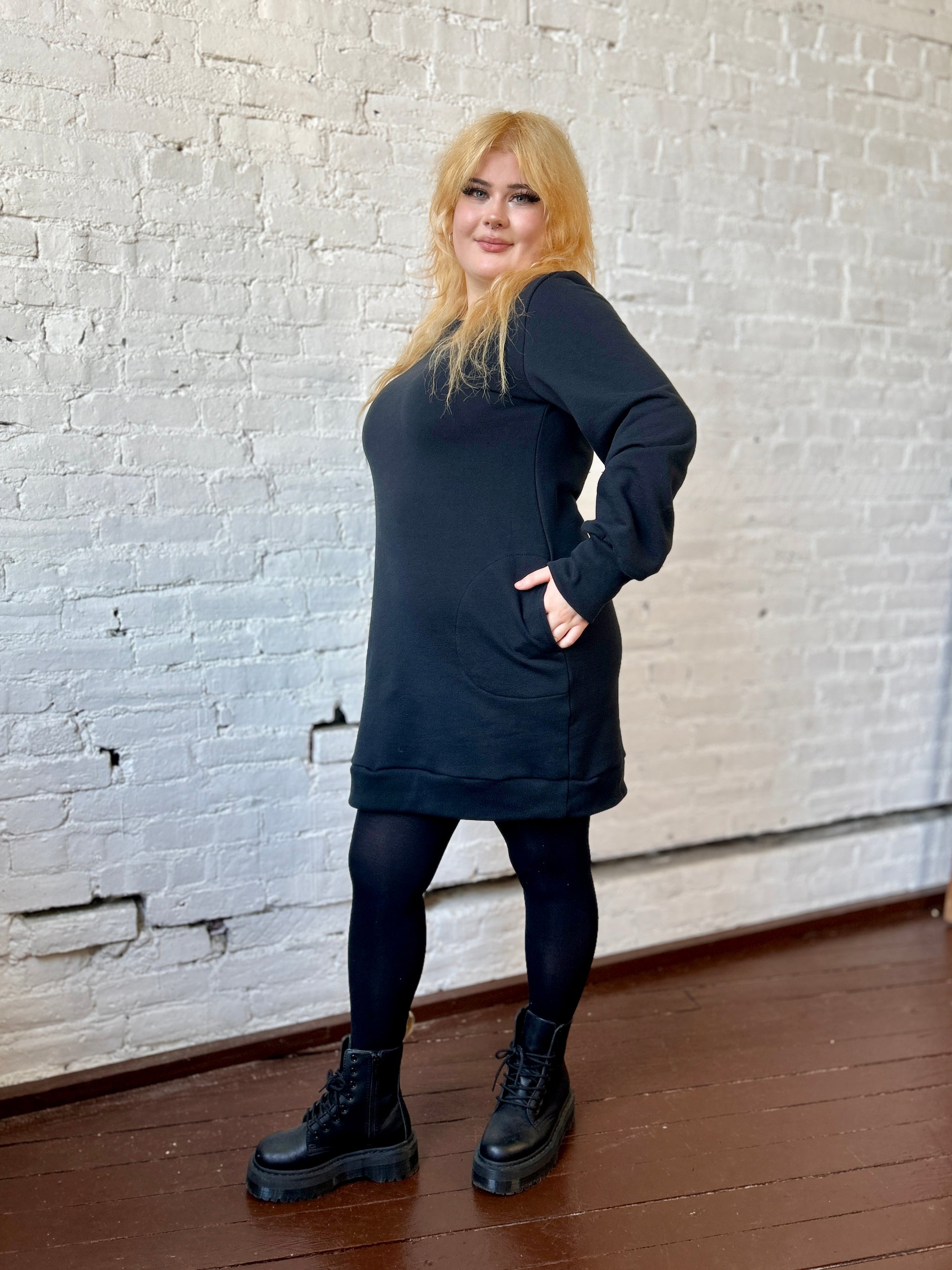 Dancer Sweater Dress - Black