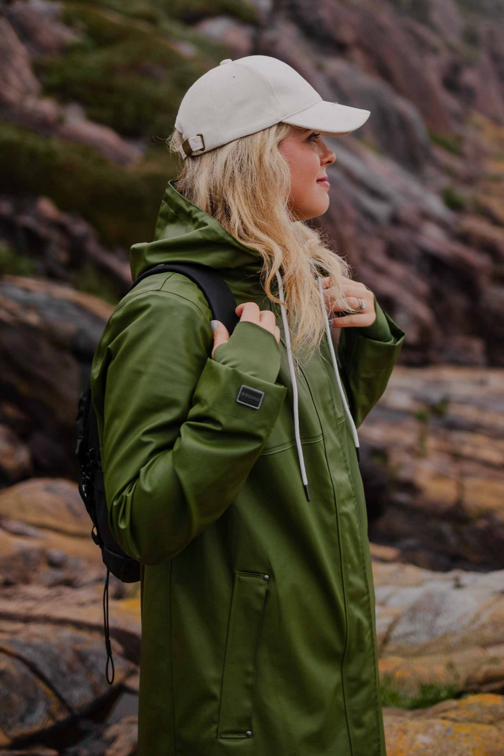 Mernini Raincoat - Petite