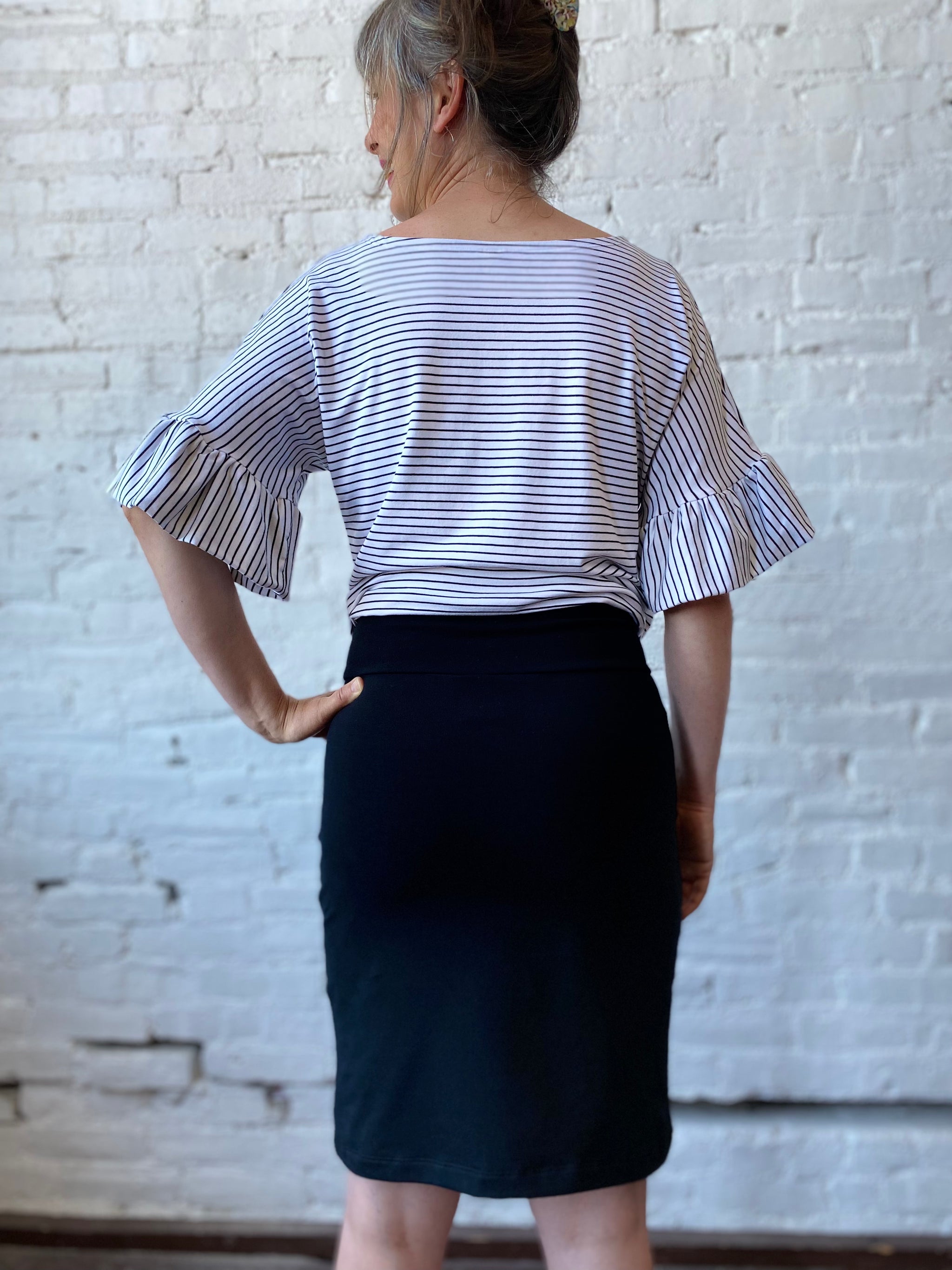 The Petite - Black Unprinted